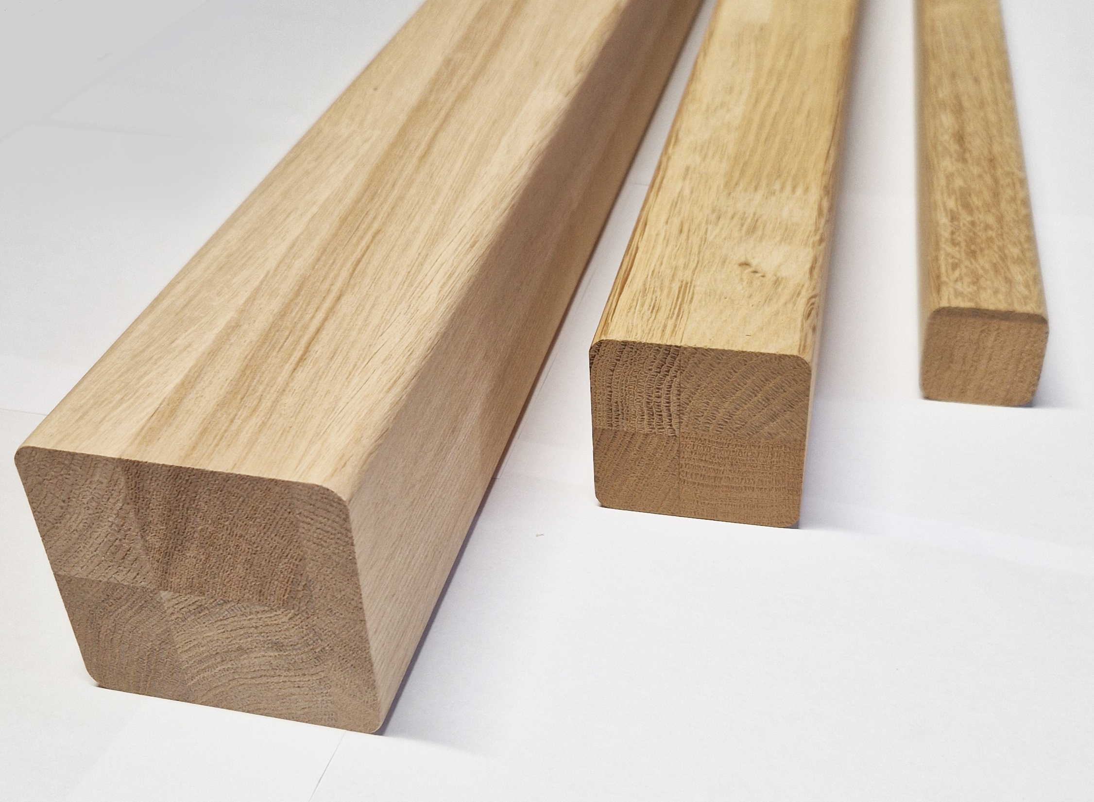 Dubový hranol 80x80mm  2,5m